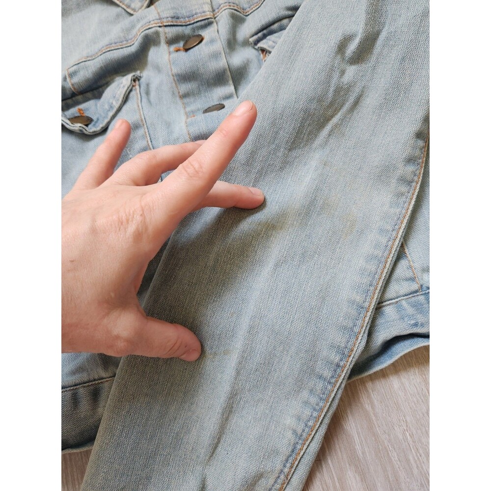 Life in Progress Cropped Denim Jacket Womens Medium Light Wash Boho Aztec GUC - Picture 10 of 11